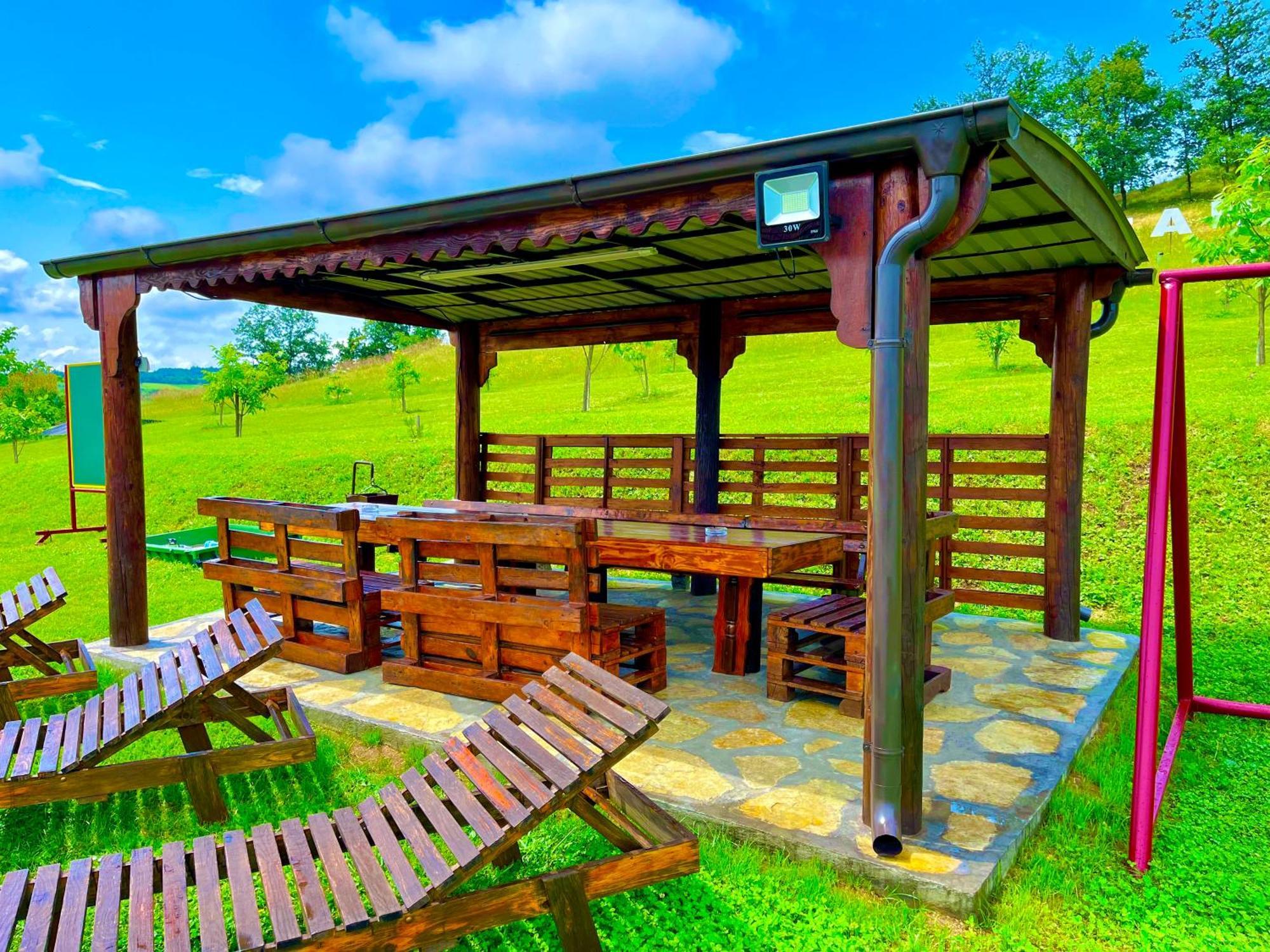 Etno Selo Stanojevic Hotel Boljevac Екстериор снимка